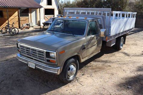 1985 f350 large electrical plug in glove box|1985 Ford F.